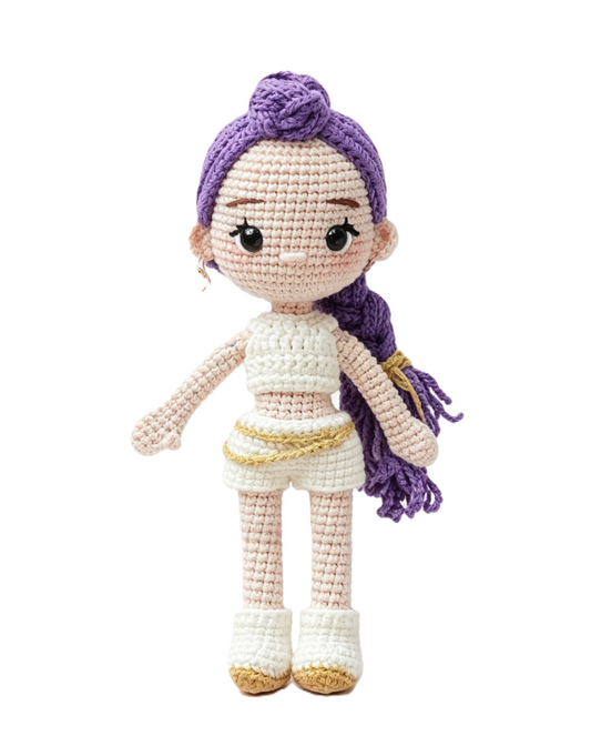 Handmade Crocheted dolls from Movies KPOP Demon Huntrix with white outfit